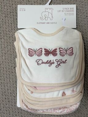 2/$20❤️- BABY | NWT girly baby bibs set of 5